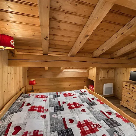 Le Tyrol Apartment
